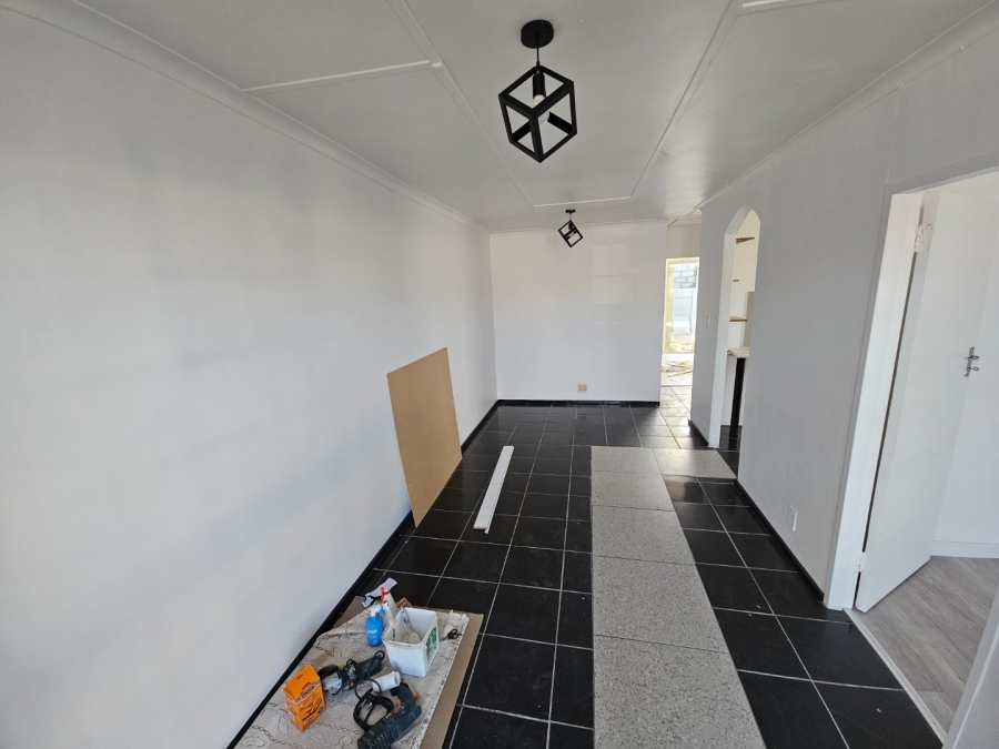 3 Bedroom Property for Sale in Eastridge Western Cape